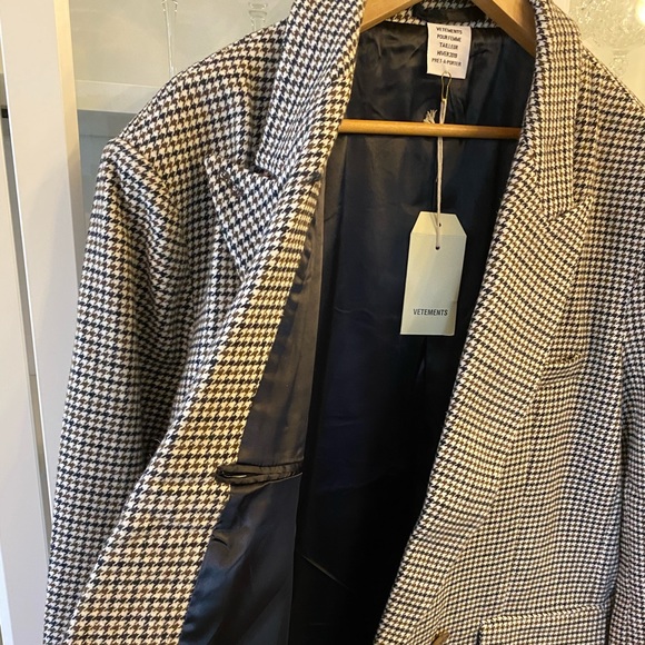 VETEMENTS Oversized Blazer - Picture 11 of 16